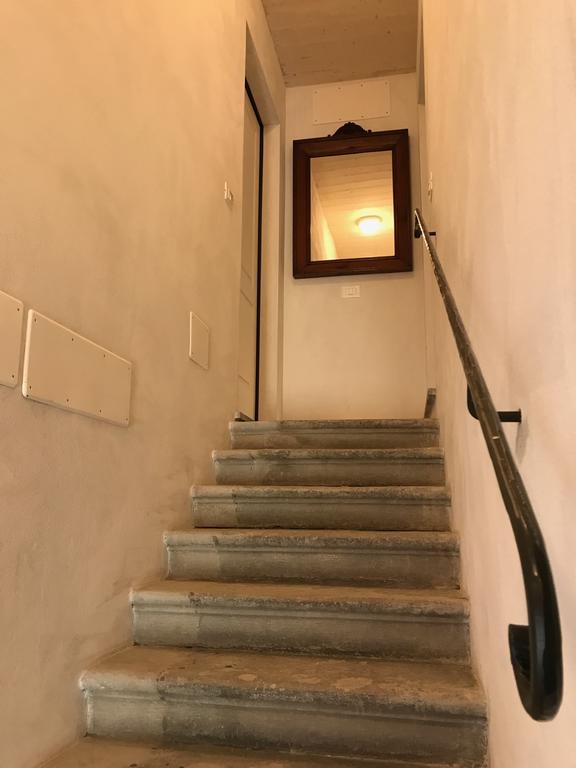 Livinn Bergamo La Mansardina1 E La Mansardina2 Bagian luar foto